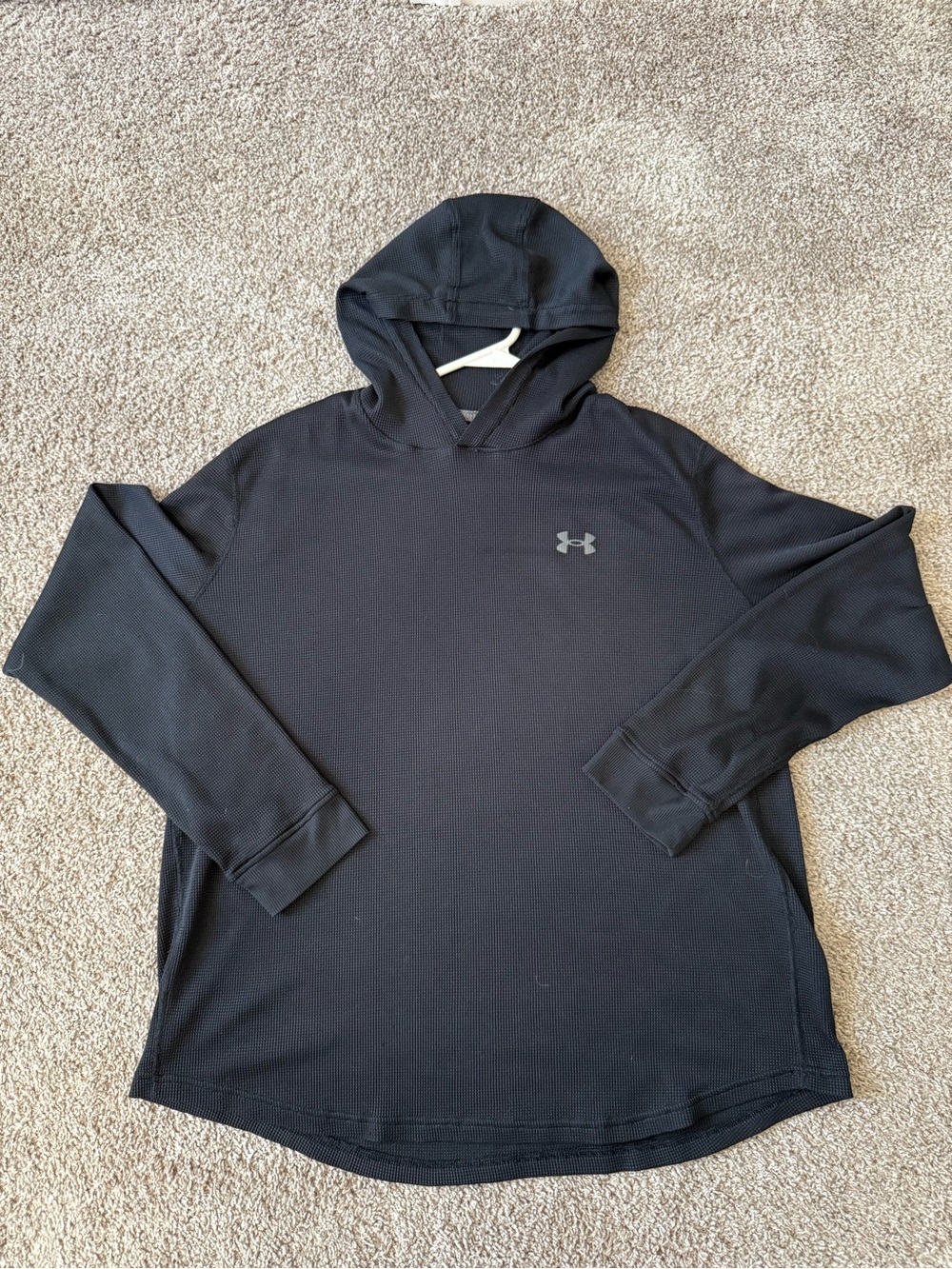 Under Armour Men’s Black Hooded Athletic Pullover